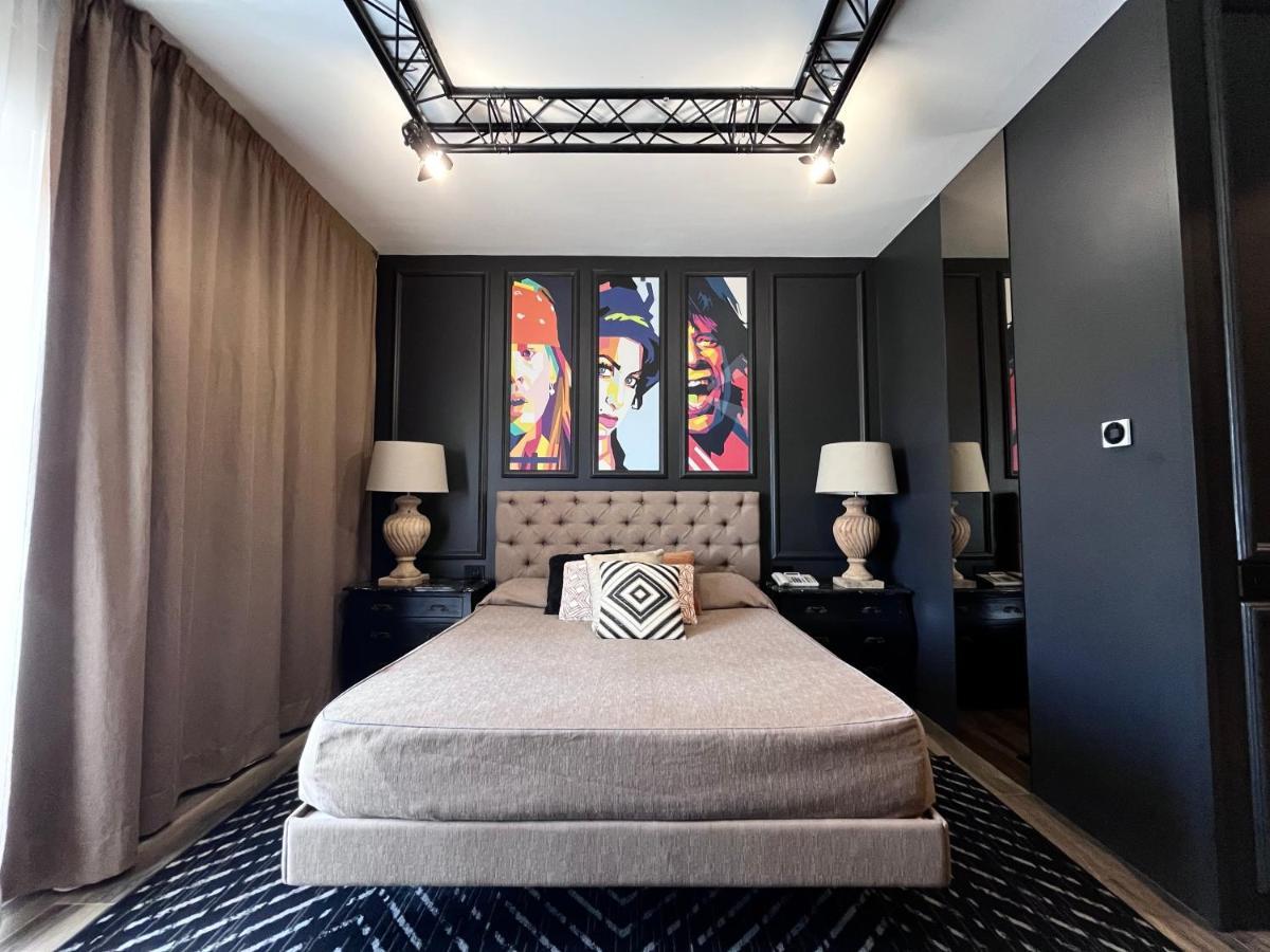 Al Boschetto Hotell Castel Volturno Exteriör bild